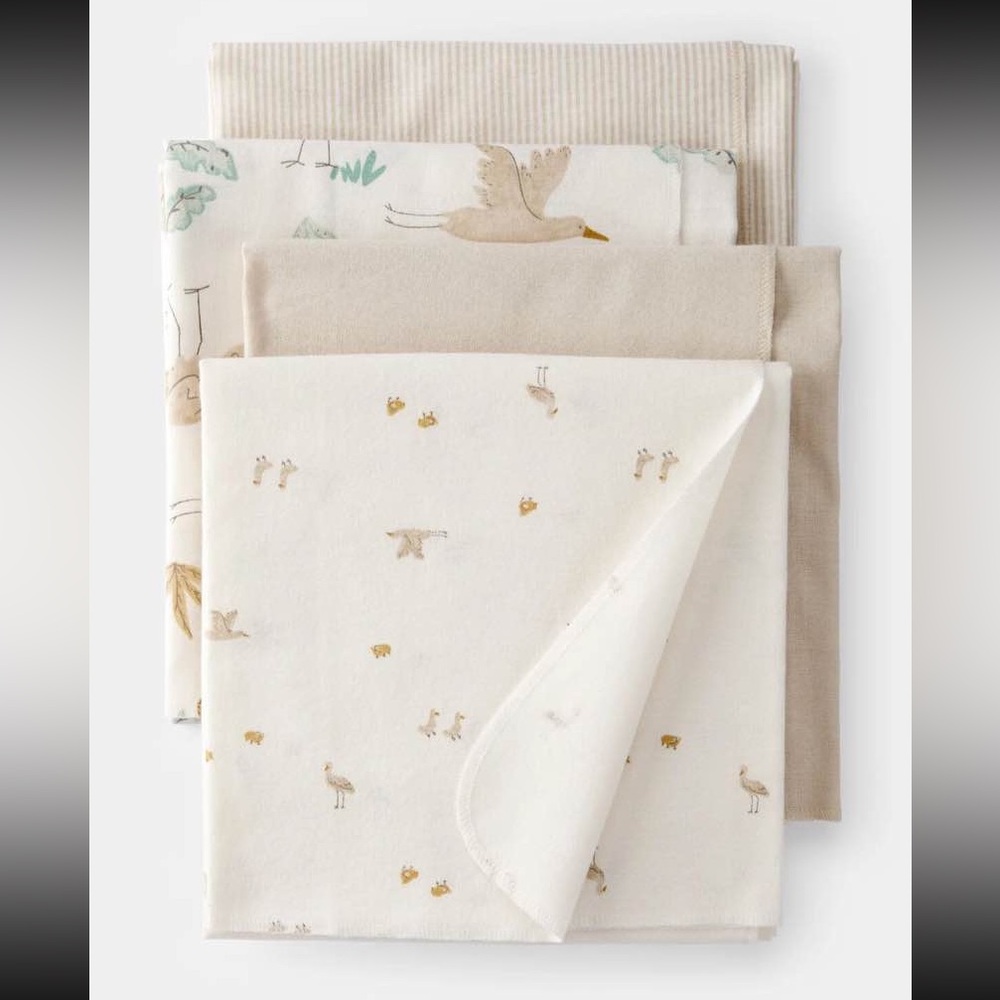 Carters receiving blankets